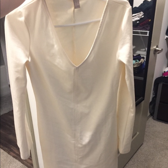 White V neck bodycon dress - Picture 1 of 2